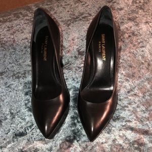 Saint Laurant heels black